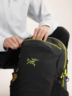 Arc'teryx Mantis 16