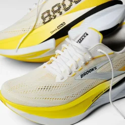 Brooks Men's Hyperion Max 4