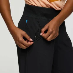 Cotopaxi Women's Cambio Jogger