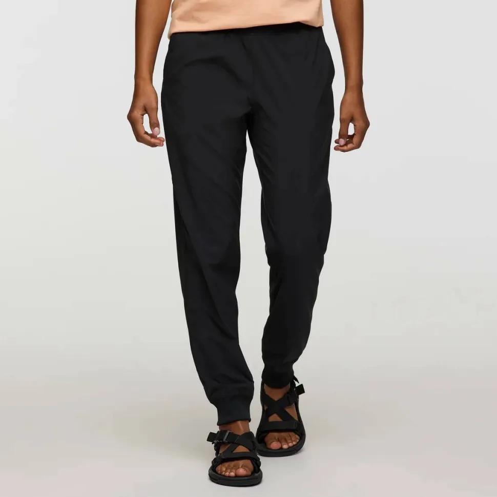 Cotopaxi Women's Cambio Jogger
