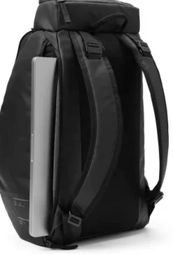DB Hugger 30L