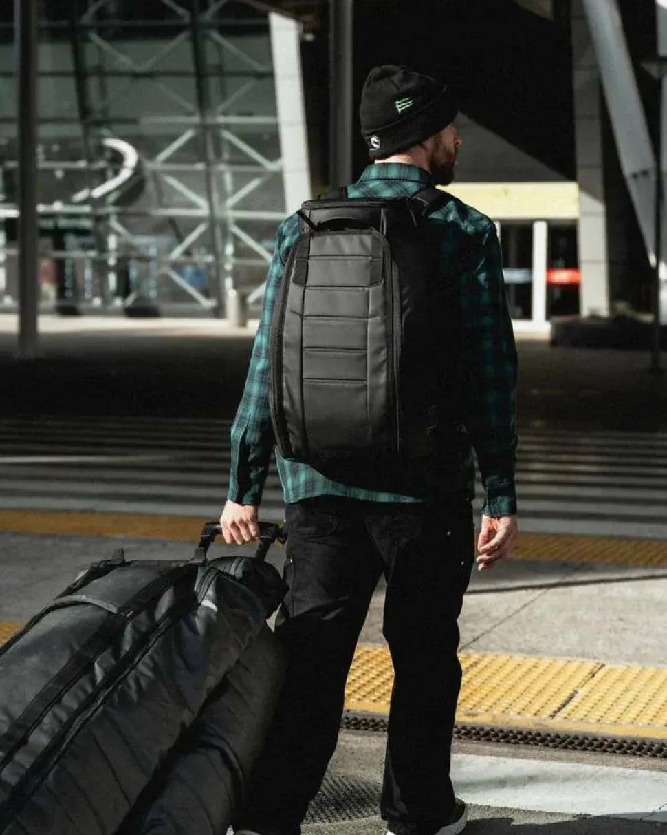 DB Hugger 30L
