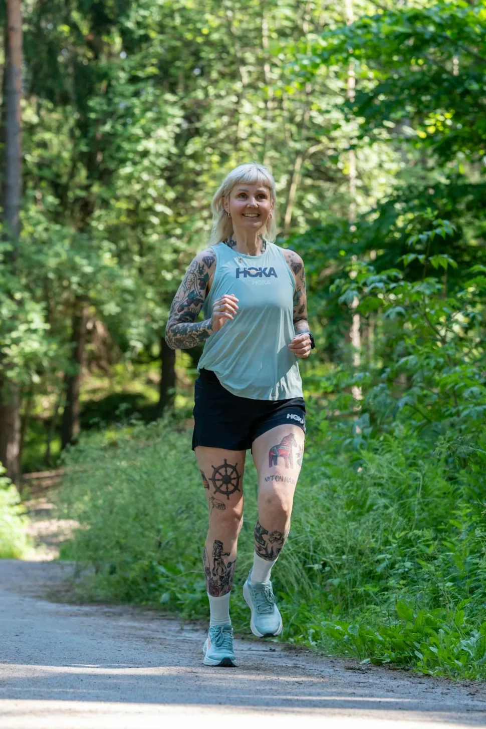 Hoka Women's Challenger 8