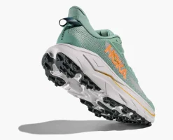 Hoka Women's Challenger 8