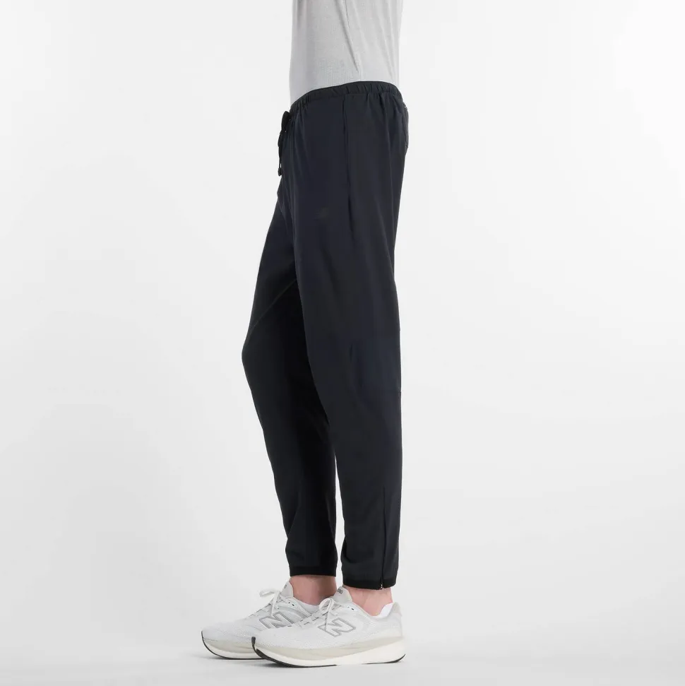 New Balance Men's Run Essential Jogger