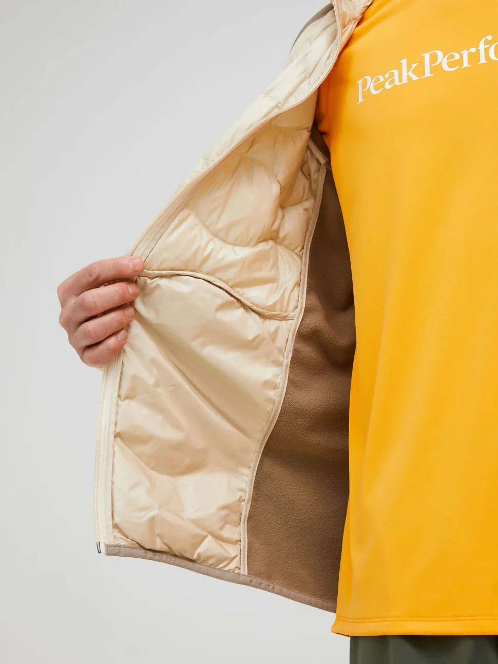 Peak Performance Men's Helium Hybrid Jacket