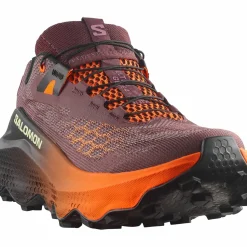Salomon Women's Ultra Glide 4