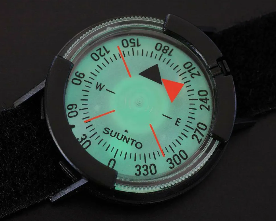 Suunto M-9