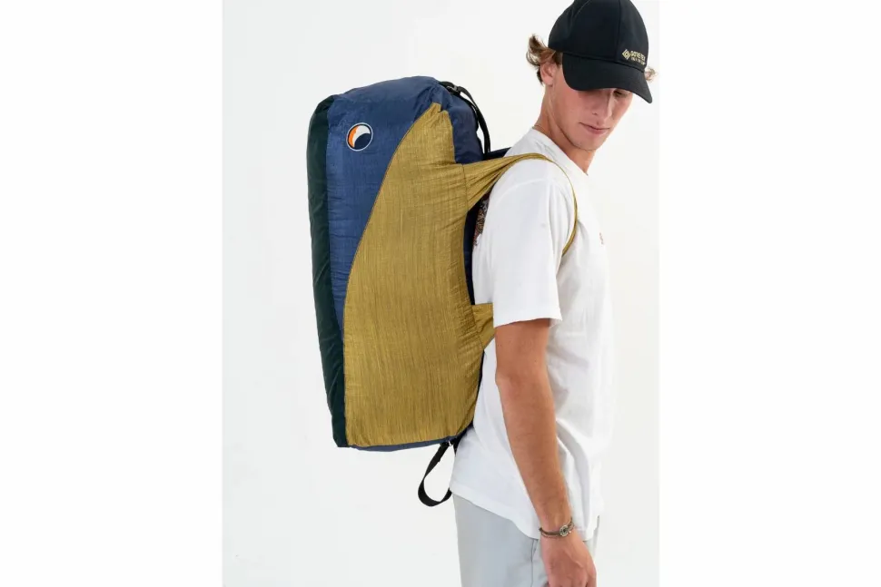Ticket To The Moon Moon Carrier 40L