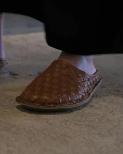 VIBAe Roma Woven Leather